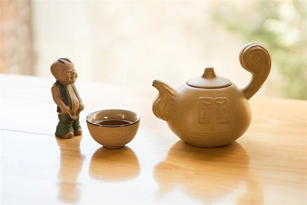 Clean Garden Statues the Easy Way: No Harsh Chemicals Needed